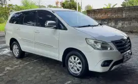 Innova G Diesel Matic 2013