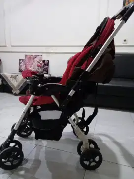 Stroller bayi masih bagus