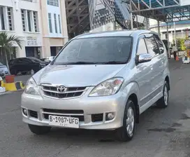 KM Low Toyota Avanza G Manual 2009 Silver Sangat Terawat