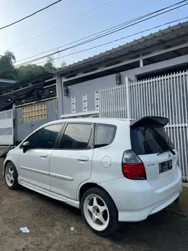 Jual mobil honda jazz