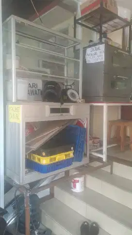 Dijual Etalase dan Oven gas