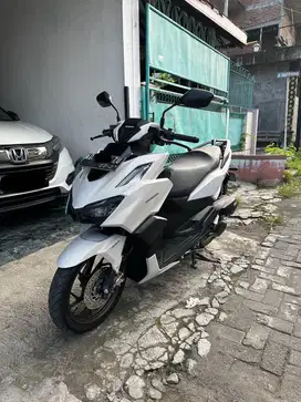 Vario 160 ABS 2022 Putih Milik Pribadi