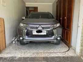 Pajero Sport Dakar 2019 Dark Grey (Rare)