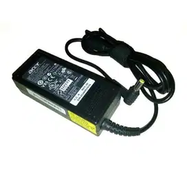Adaptor Acer 19v 3,42A