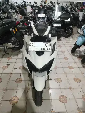 Honda vario 160 cc cbs 2024 putih