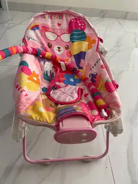 Preloved baby bouncer