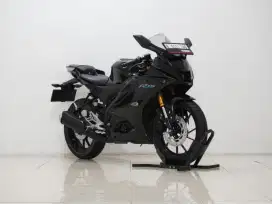 Yamaha R15 v4 2023 bergaransi mesin 5000km