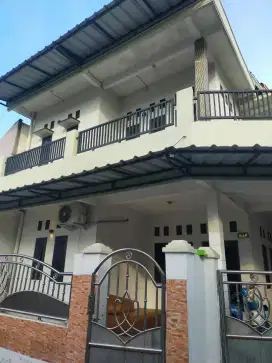 RUMAH 2 LANTAI DI KOMPLEK MANDALA CITRA
