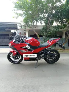 dijual cepat motor kawasaki all new ninja 250 fi R th 2022