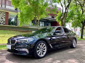 BMW 520i G30 Luxury B48 2018