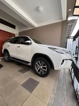 Fortuner VRZ DIESEL 2017 low km