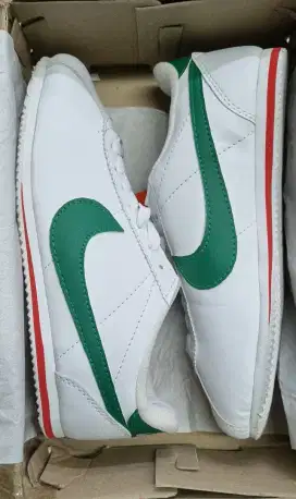 SEPATU NIKE CORTEZ LEATHER SIZE EU 39