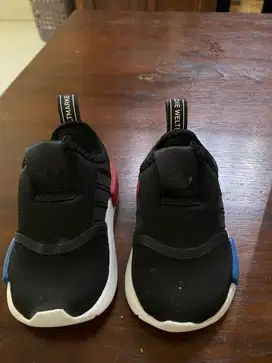 Sepatu bayi adidas nmd