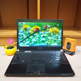 Toshiba R700 Core i7-M620 Ram 8gb SSD 128gb 676