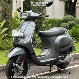 Vespa S IGET 125 th 2018 warna Grey Doff PERFECT CONDITION.