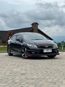 CIVIC FB2 1.8 2013 MATIC SUPER ISTIMEWA