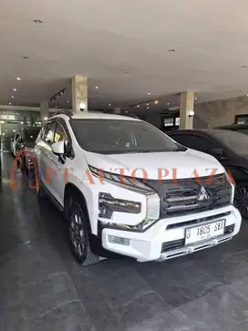 MITSUBISHI XPANDER CROSS AT 2022 PUTIH