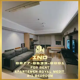 Disewakan Cepat Apartemen Royal Medit Furnish 2+1 jadi 2 bedroom