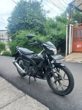 Suzuki Satria FU Fi Black Predator Ori Low KM pajak On