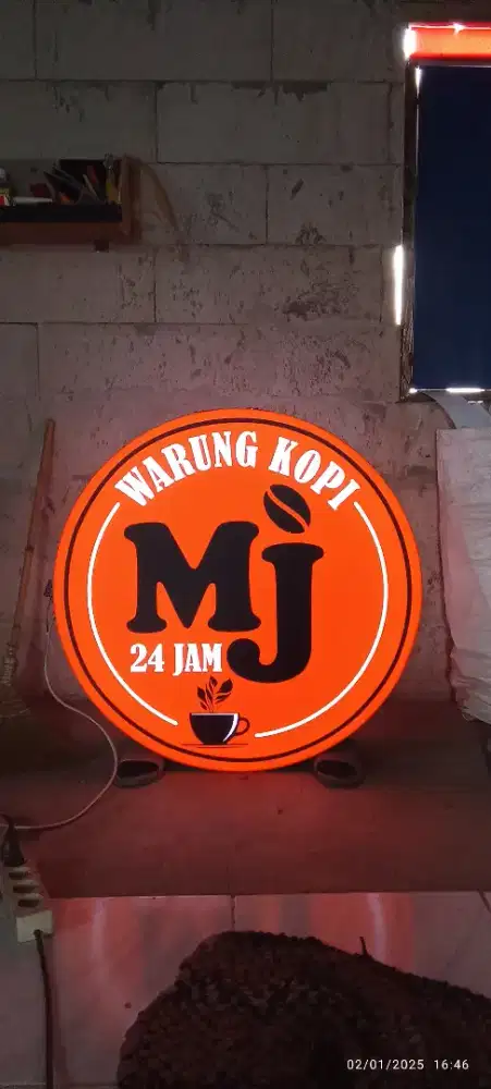 neon box custom