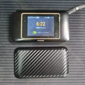 Layar Sentuh 3000mAh Mifi Modem Wifi Huawei All Operator Cat6 300Mbps