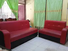 Sofa dan kursi baca deskripsi