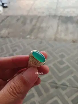 Cincin Bacan metalik