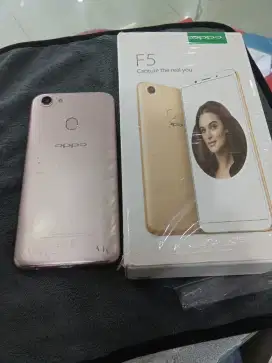 Oppo F5 Ram 4/64 Second minus kaca di pakai masih aman