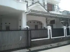 Di Jual rumah strategis di permata kopo