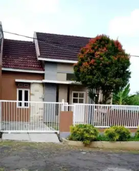 Rumah minimalis Siap huni lokasi tirtasani malang