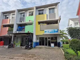 Ruko Casa jardin siap huni posisi hoek jual cepat jarang ada