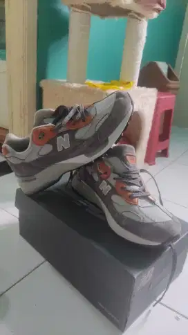 SEPATU NEW BALANCE 992 M992TS