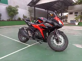 Honda CBR 150 2019 Merah Hitam