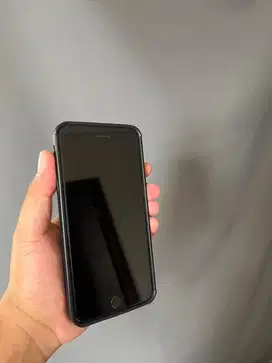 iPhone 8 Plus - Black