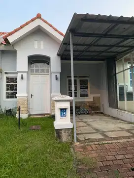 Di sewakan rumah kota wisata