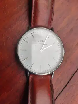 Jam Tangan Pria Merk Daniel Wellington Original