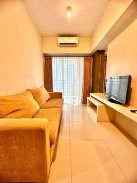 SEWA TAHUNAN ORCHARD TOWER 2BR FURNISHED LANTAI RENDAH 47m2 POOL VIEW