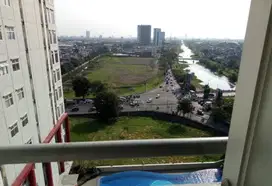 DISEWAKAN APARTEMENT GUNAWANGSA MERR