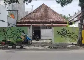 Disewakan rumah SHM di tengah kota kediri