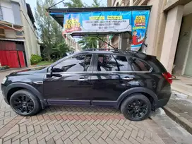 Chevrolet Captiva 2.4 Matic Bensin-AT 2014 Hitam