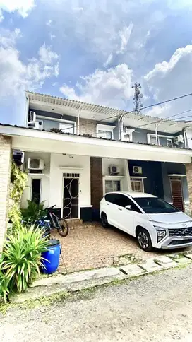 Rumah di Taman Ubud Cendana Lippo Karawaci Siap Huni Lokasi Strategis