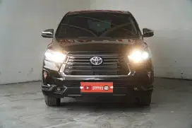 Toyota Venturer Diesel AT 2020 Hitam