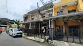 Townhouse disewakan area jln seduduk putih