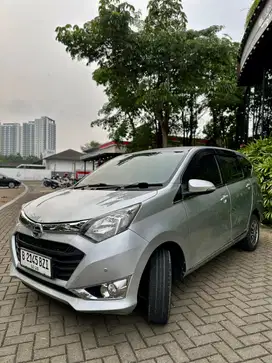 Daihatsu Sigra R DELUXE MT 2017