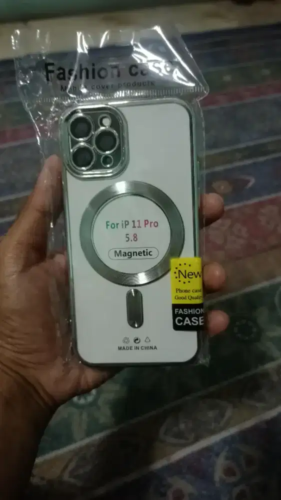 Casing iPhone 11 pro magnetik