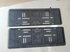 Tatakan plat mobil xeni