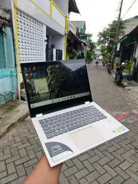 Lenovo Yoga 520 Core i5  RAM 8GB Touchscreen Kondisi Mulus Siap Pakai