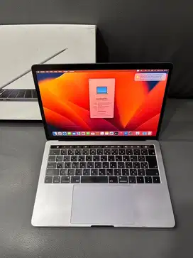 Macbook pro 2019/2020 ram 16/256 touchbar