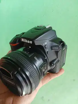 NIKON D5500 WI-FI LENSA 35MM YN