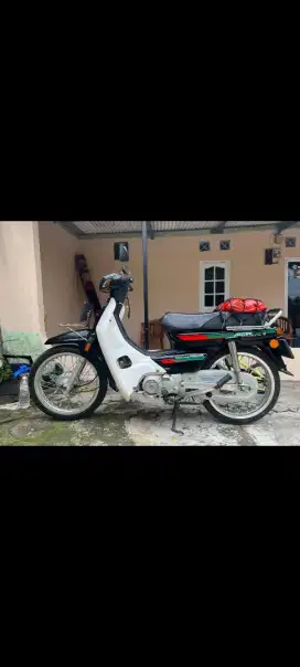 ASTREA LEGENDA 2002